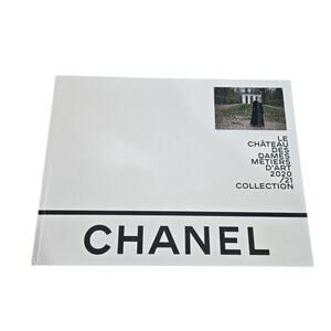 Chanel 2020/21 Le Chateau Des Dames Metiers D'Art Look Book